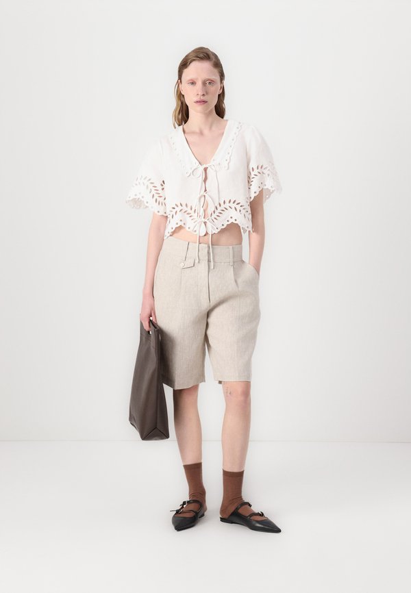 ARLO PLEATED  - Shorts - sand3