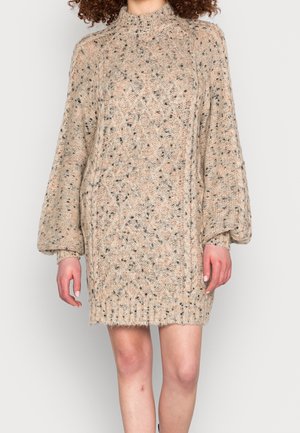 Robe pull - white
