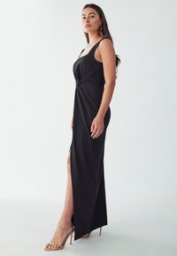 BWLDR KODA MAXI DRESS - Maksikleit - black