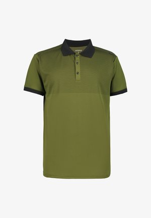 Polo verde oliva con colletto nero, polsini neri, tre bottoni neri e sottili righe orizzontali sulla parte superiore del petto.