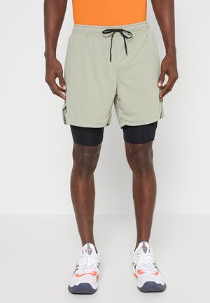 Pantalón corto de deporte - olive