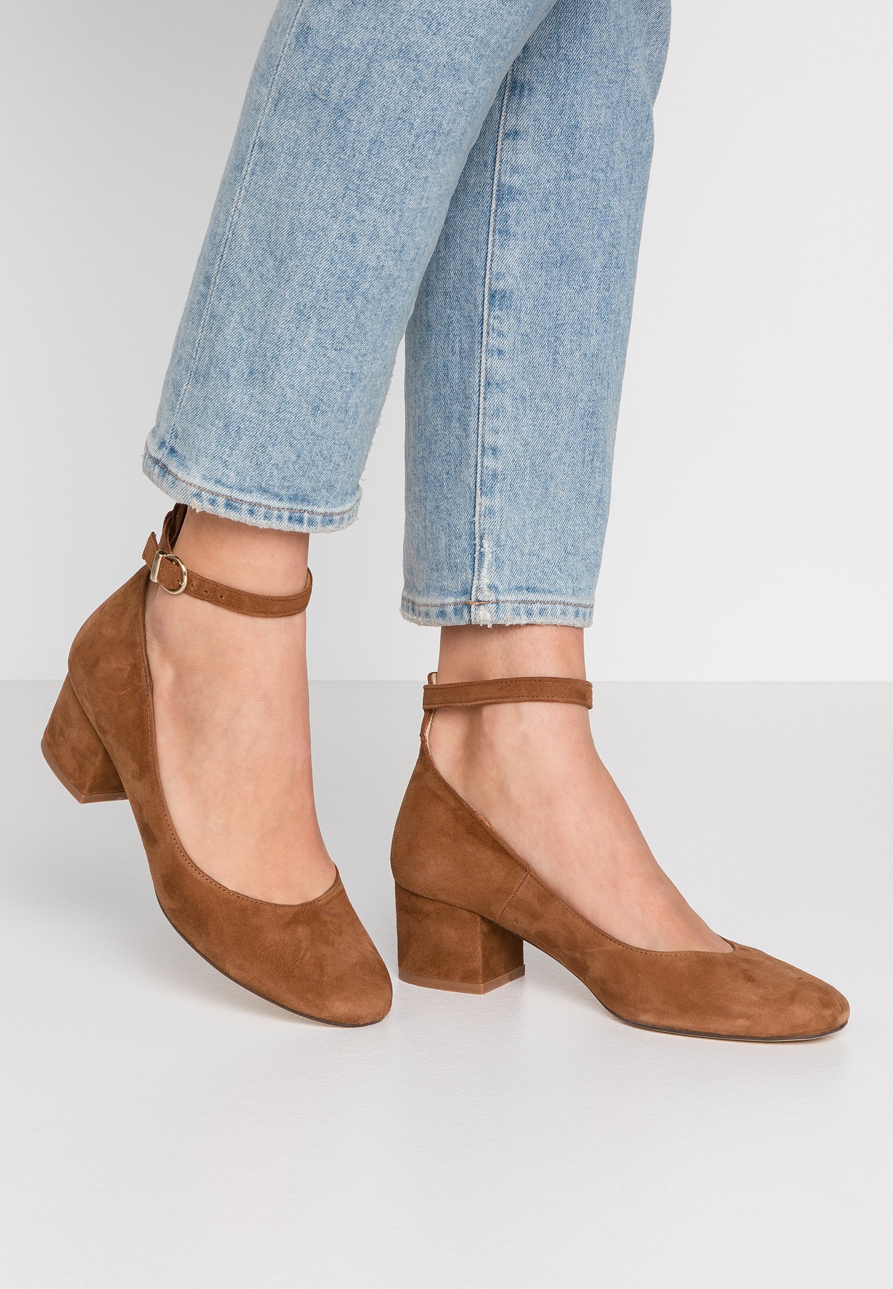 Vespa jonak Clearance