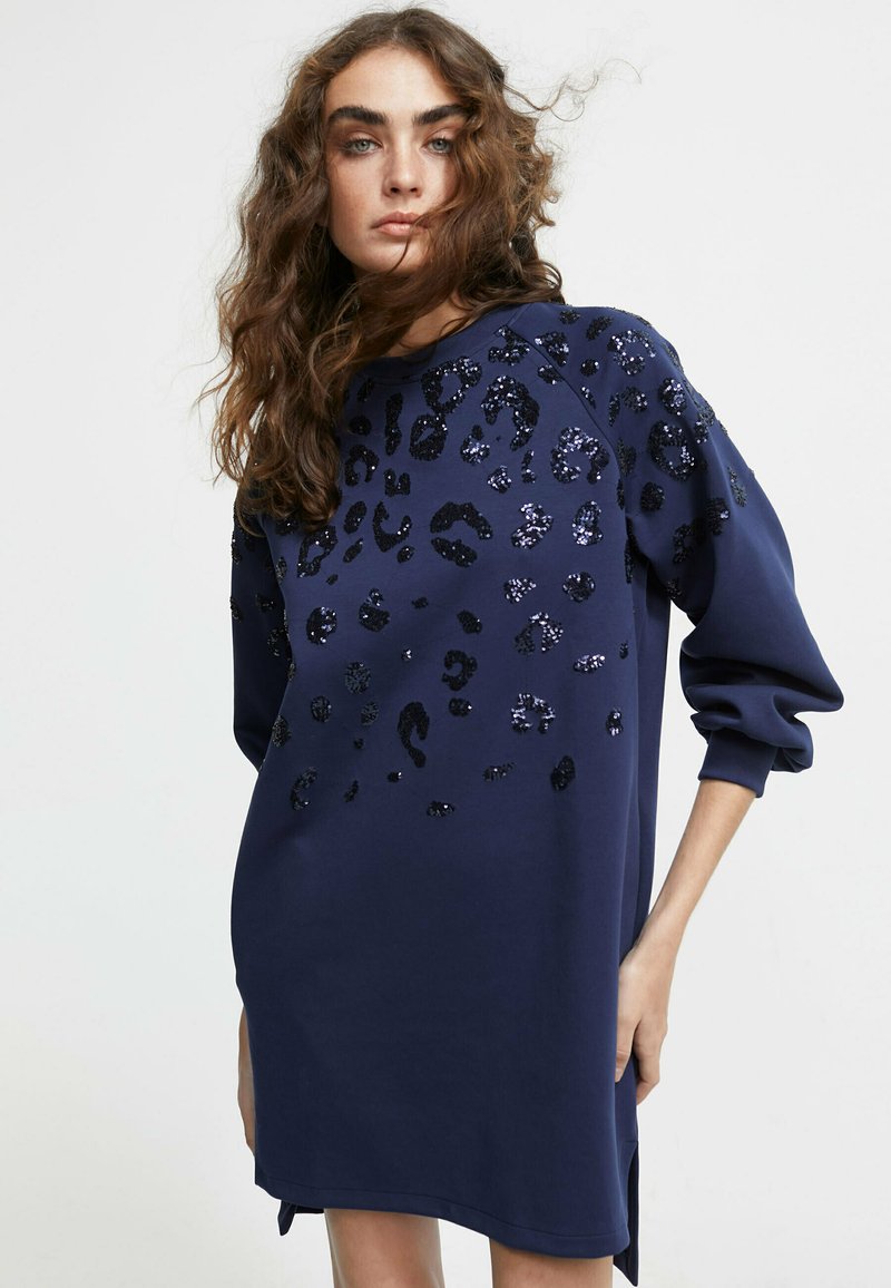 LOLA CASADEMUNT Vestido de punto - blue