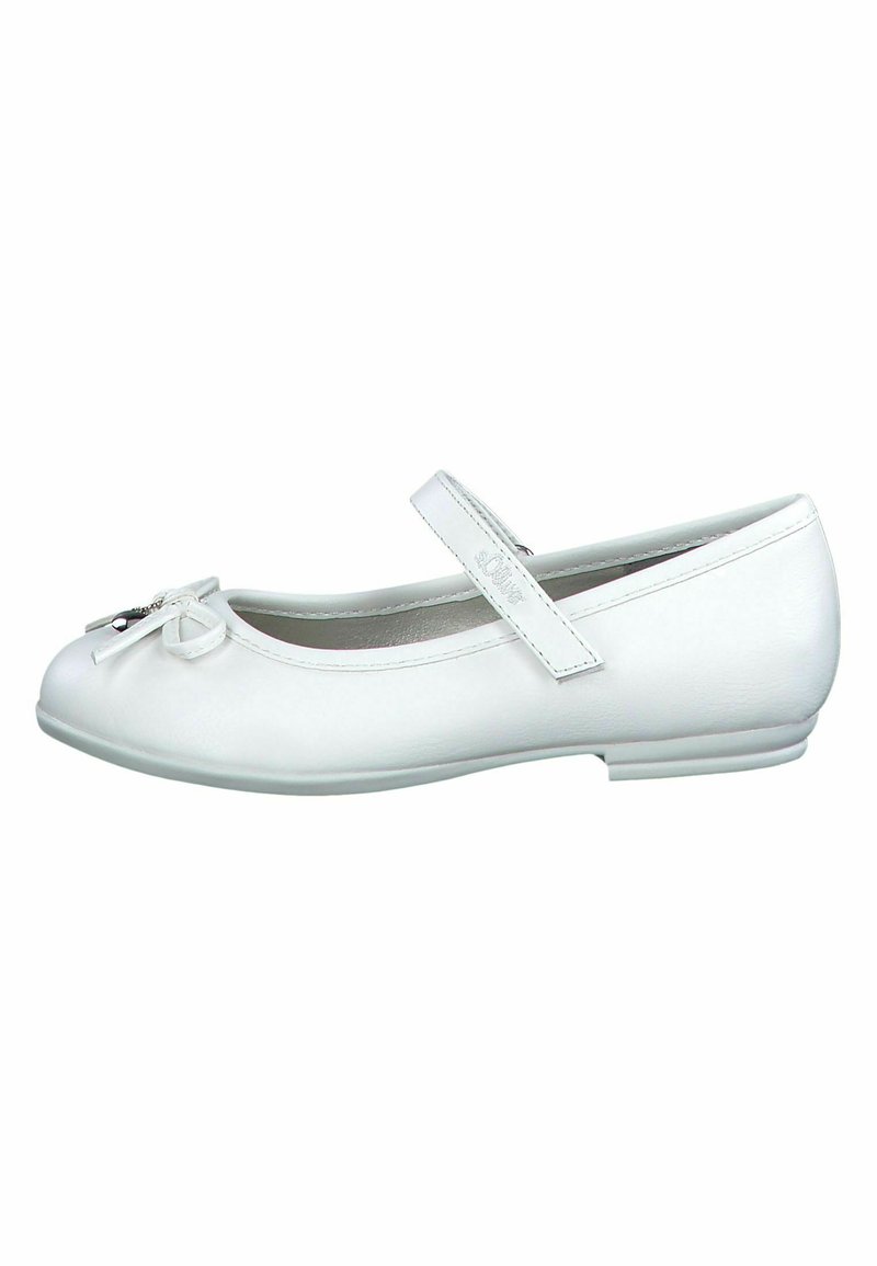 Chaussure Mary Jane en cuir blanc avec un bout rond, un petit détail en forme de nœud et une sangle ajustable sur le coup de pied. Talon plat bas.