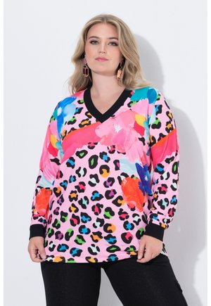 - Bluza