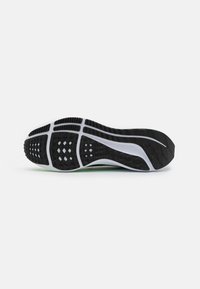Nike Performance AIR ZOOM PEGASUS 40 - Utcai futócipők - platinum tint/black/white/green strike/star blue
