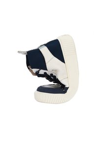 Hochschnitt-Sneaker mit einem Obermaterial aus navyblauem und weißem Textil, Gummisohle und Stoffsenkeln. Verfügt über kontrastierende Nähte und eine gepolsterte Zunge.