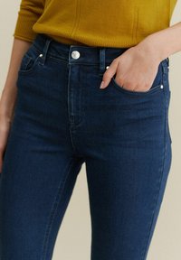 Next STRETCH  STANDARD - Flared Jeans - inky blue