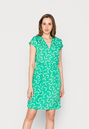 ICHI IHBRUCE DR3 - Freizeitkleid - holly green