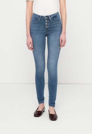 ONLPOWER PUSHUP FLY BUTTON - Kitsa lõikega teksad - medium blue denim