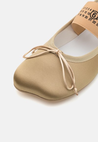 MM6 Maison Margiela BALLET SHOE - Ballerine con cinturino - three house