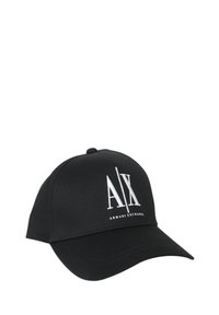 Cappellino da baseball nero in tessuto con visiera curve. Presenta il logo bianco di Armani Exchange sulla parte anteriore. Design strutturato, senza motivi.