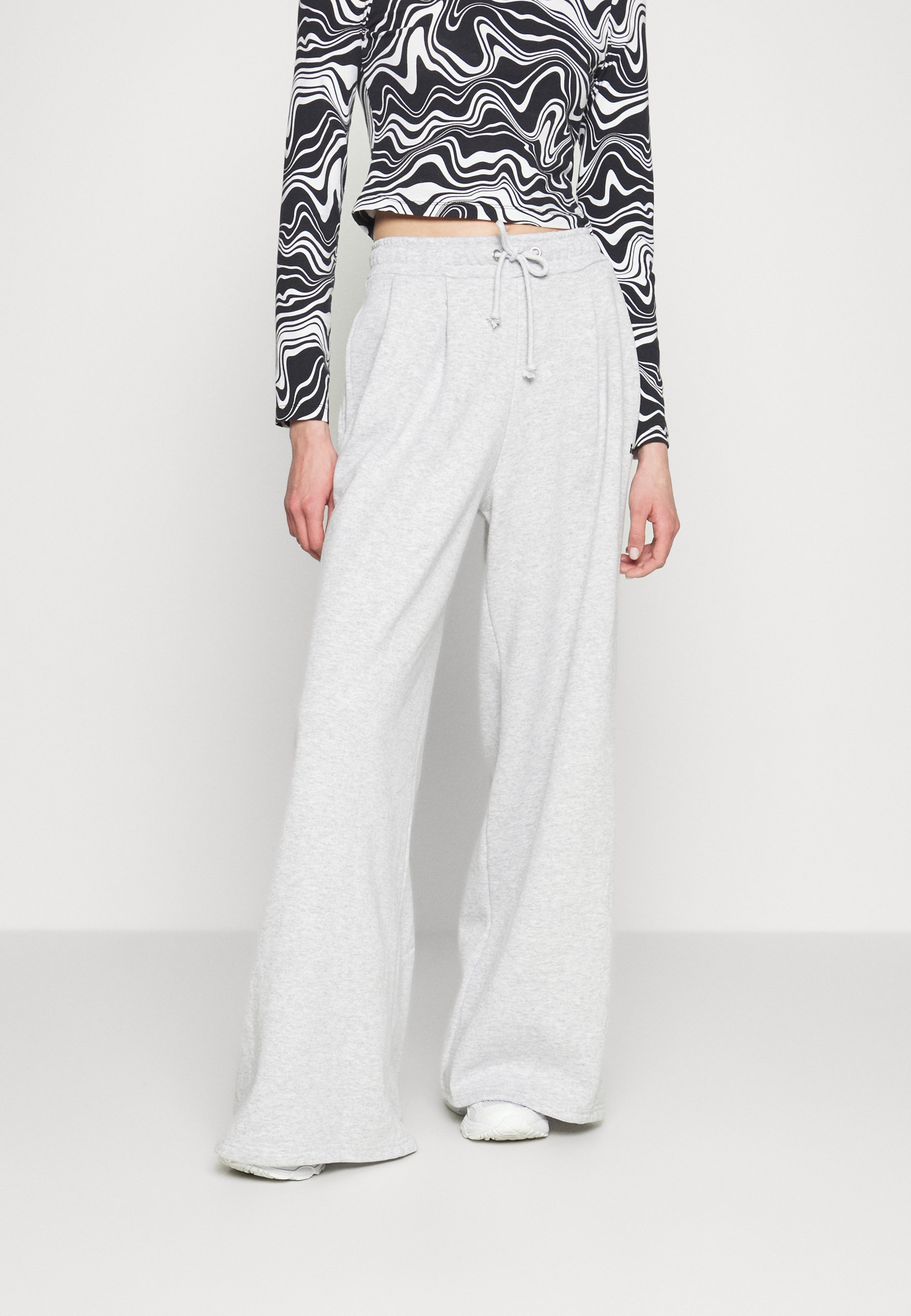 iets frans WIDE LEG JOGGER 
