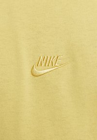 TEE - T-shirt basique - saturn gold