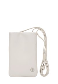 Bílá kožená crossbody taška s hladkým povrchem, obdélníkovým tvarem, nastavitelným popruhem a decentním logem vytlačeným na přední straně.