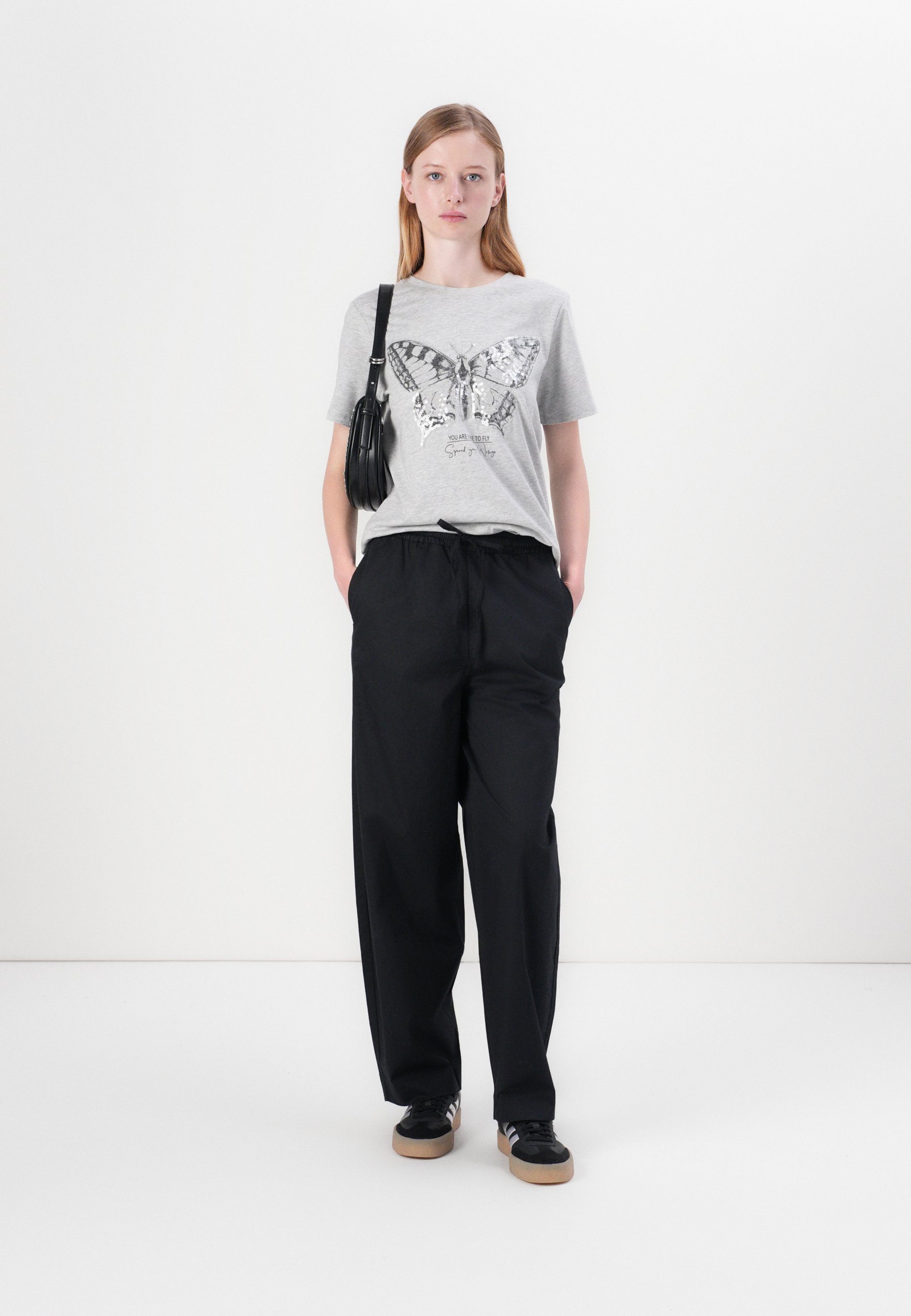 Selected SLFJUMA LOOSE BARREL PANT - Broek - black/zwart - Zalando.nl