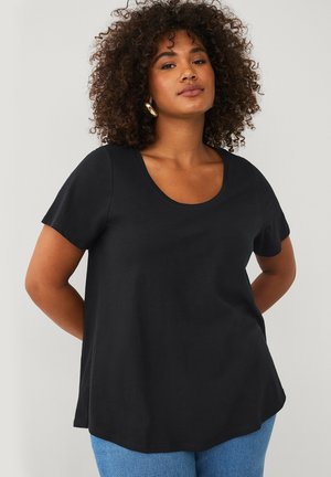 Ellos Plus collection - T-shirt basic