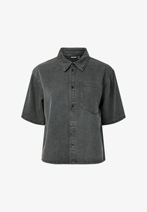 Cămașă neagră cu mâneci scurte și nasturi, cu guler și un buzunar pe piept, realizată din țesătură denim spălată.