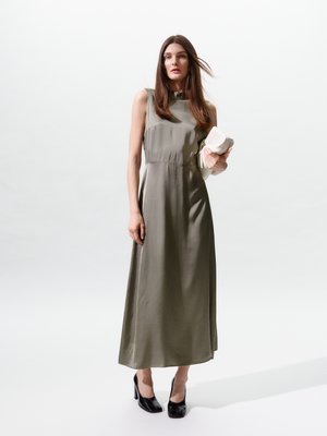 InWear SLEEVELESS - Vestito lungo - dusty olive
