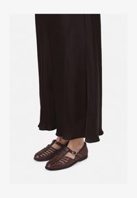 Kijelölve, chocolate