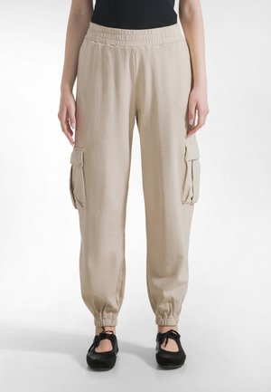 Pantalones cargo - beige