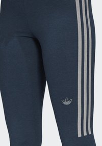 adidas Originals Legíny - kalhoty  - dark blue
