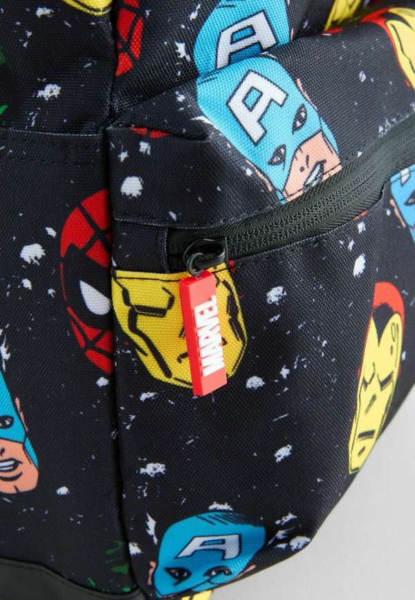 Tagesrucksack – marvel