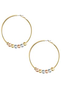 Zeltītas gredzenveida auskarus, kuros ir trīs sfēriskas pērles zeltā, rozā zeltā un sudrabā, novietotas gar katra gredzena apakšu.