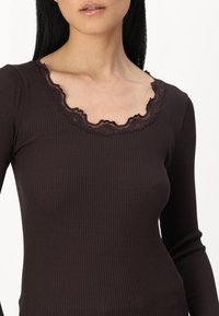 Rosemunde BENITA O NECK - Top s dlhým rukávom - dark espresso