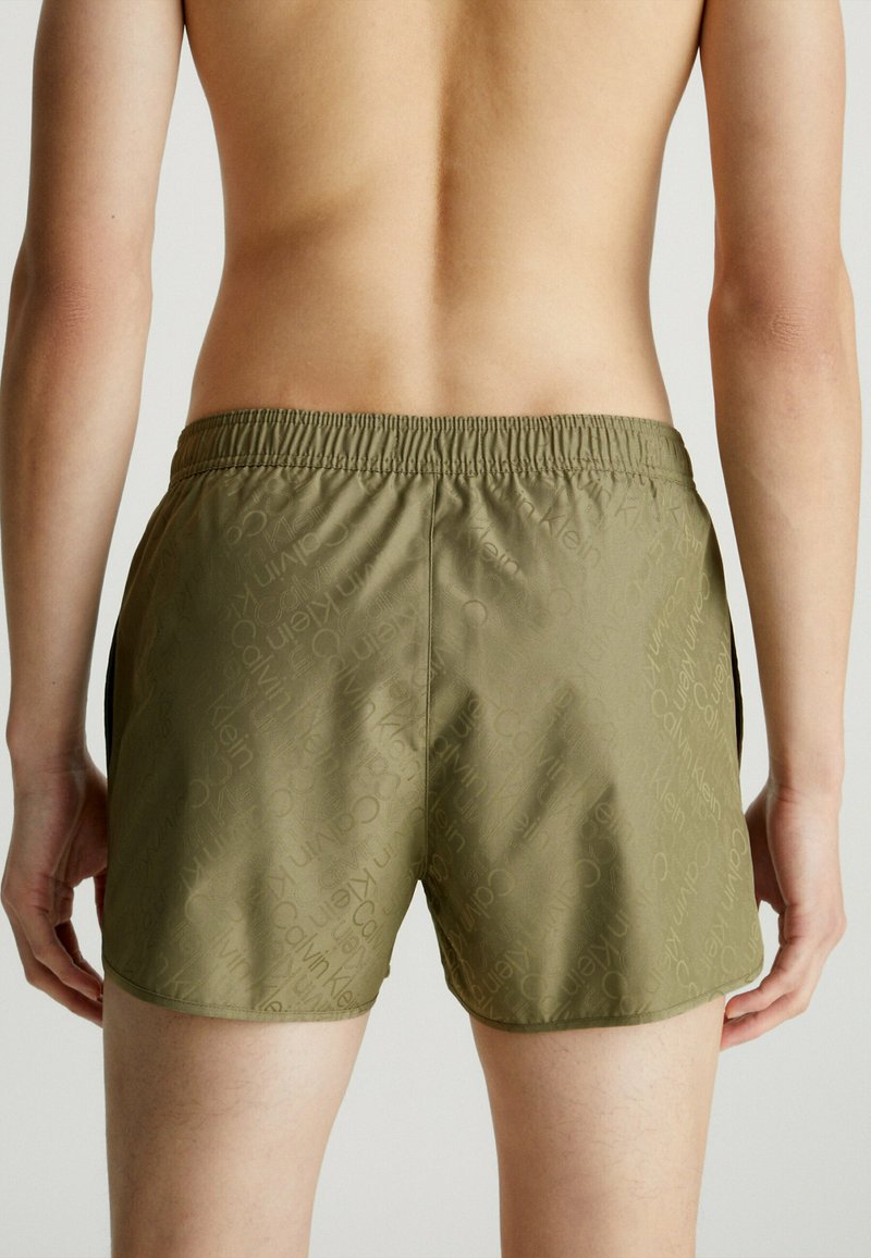 Calvin Klein Swimwear RUNNER Shorts da mare new basil/verde