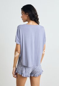 Hunkemöller SHORT FLOWER - Pyjamas - purple