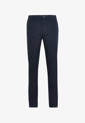 Schmal geschnittene dunkelblaue Herrenhose mit Gürtelösen, Knopfverschluss und verdecktem Reißverschluss, dargestellt auf weißem Hintergrund.