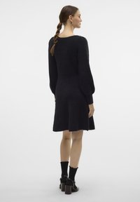 Vero Moda VMFLAVOUR - Robe pull - black