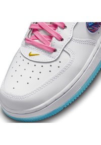 Nike Sportswear Trainers - white/multi-color-pink glow-speed yellow-baltic blue