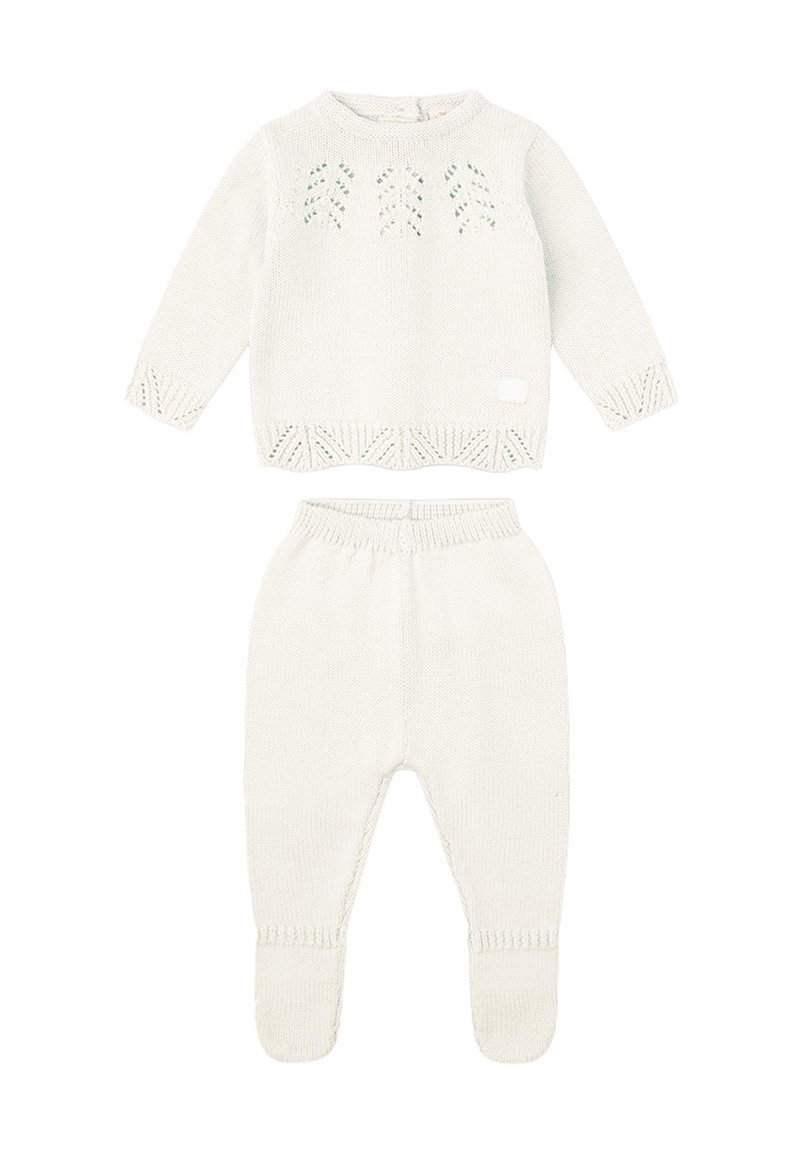 Conjunto para bebé de suéter tejido color crema y pantalones con pies, con detalles de encaje con patrón de hojas en los puños y el dobladillo.