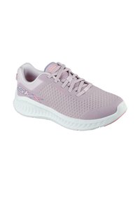 Zapatilla deportiva de color púrpura claro con tejido de malla, suela blanca, cierre de cordones y logo "SKX" en azul y rosa en el lateral.