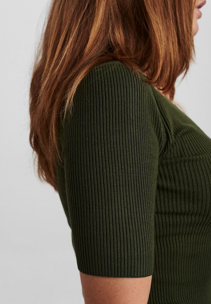 Damen Strickjacken | Simply Copenhagen Strickpullover deep depth/grün - PX22685 Damen Strickjacken | Simply Copenhagen Strickpullover deep depth/grün - PX22685
