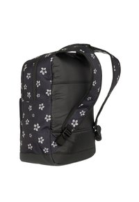 Mochila acolchada negra con patrón floral. Cuenta con correas ajustables y un bolsillo lateral. Textura suave, forma rectangular compacta.