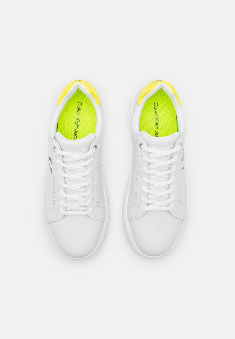 Herren Sneaker low | Calvin Klein Jeans CHUNKY CUPSOLE Sneaker low white/safety yellow/weiß - MV27143 Herren Sneaker low | Calvin Klein Jeans CHUNKY CUPSOLE Sneaker low white/safety yellow/weiß - MV27143