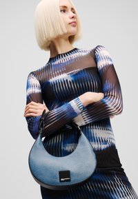 Karl Lagerfeld Jeans - LOGO HALF MOON - Bolso de mano - coated blue Imagen en miniatura 1