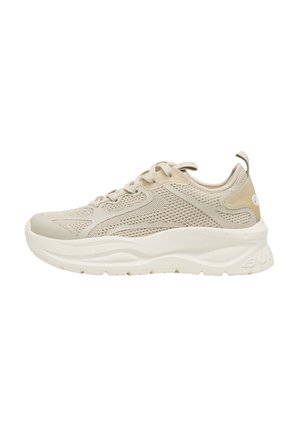 Beige letvægts sneakers med mesh-stof, snørebånd, tyk polstret sål og trækskloop på hælen, vist i profil mod hvid baggrund.