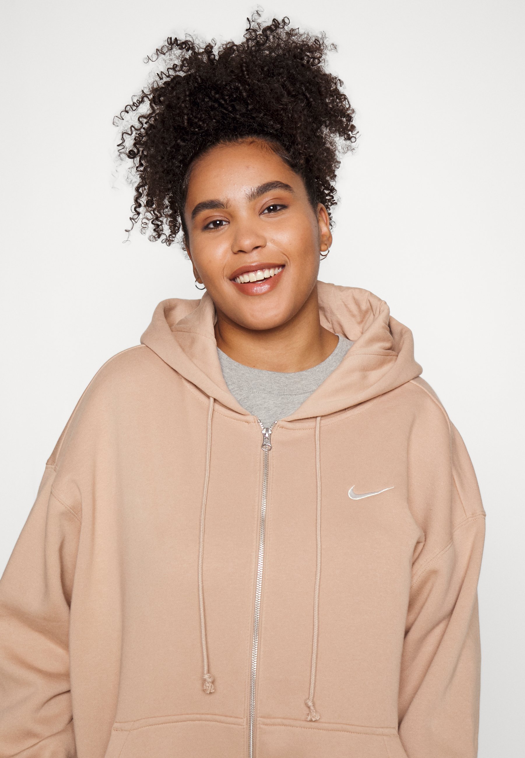 nike women's loose fit hoodie