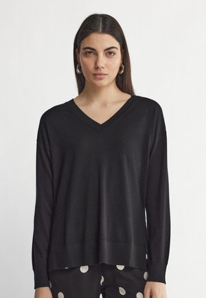 ULTRAFINE V NECK - Stickad tröja - Black