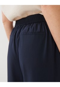 someday. Kalhoty - blue