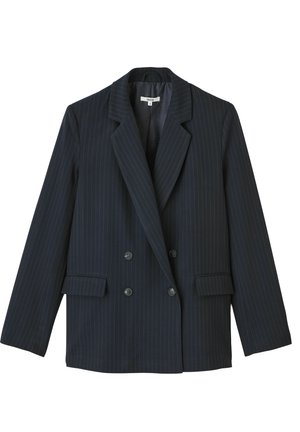 Blazer croisé à rayures bleu marine avec revers crantés, deux poches avant et boutons noirs, fabriqué à partir d'un tissu lisse en mélange.