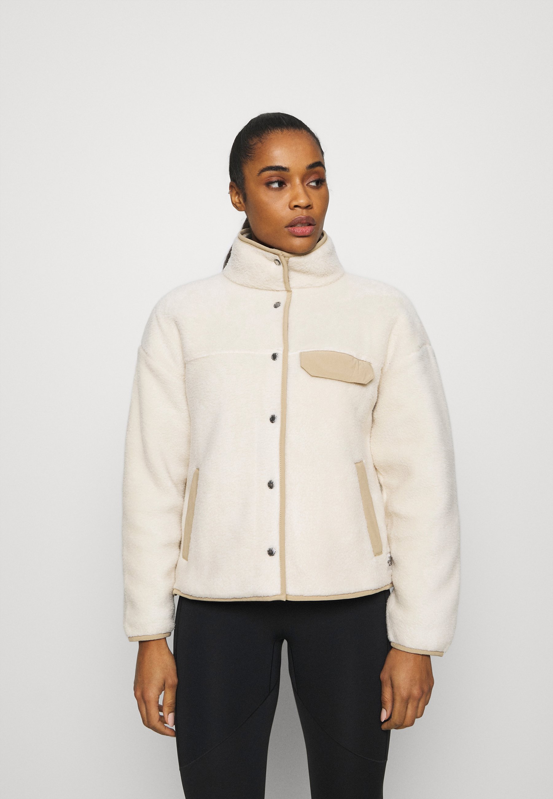 the north face cragmont jacket in beige
