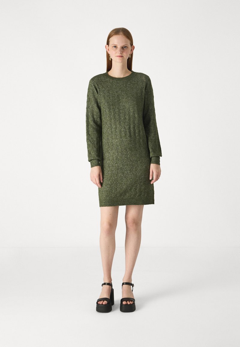 Vero Moda VMYEN O-NECK DRESS - Φόρεμα-πουλόβερ - rifle green