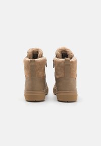 ALDO DUSKER  PILLOW WALK WATERPROOF + COLD RATING -20C - Cizme de iarnă - light brown
