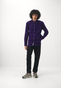 Carhartt WIP NEWEL PANT - Stoffhose - dark navy