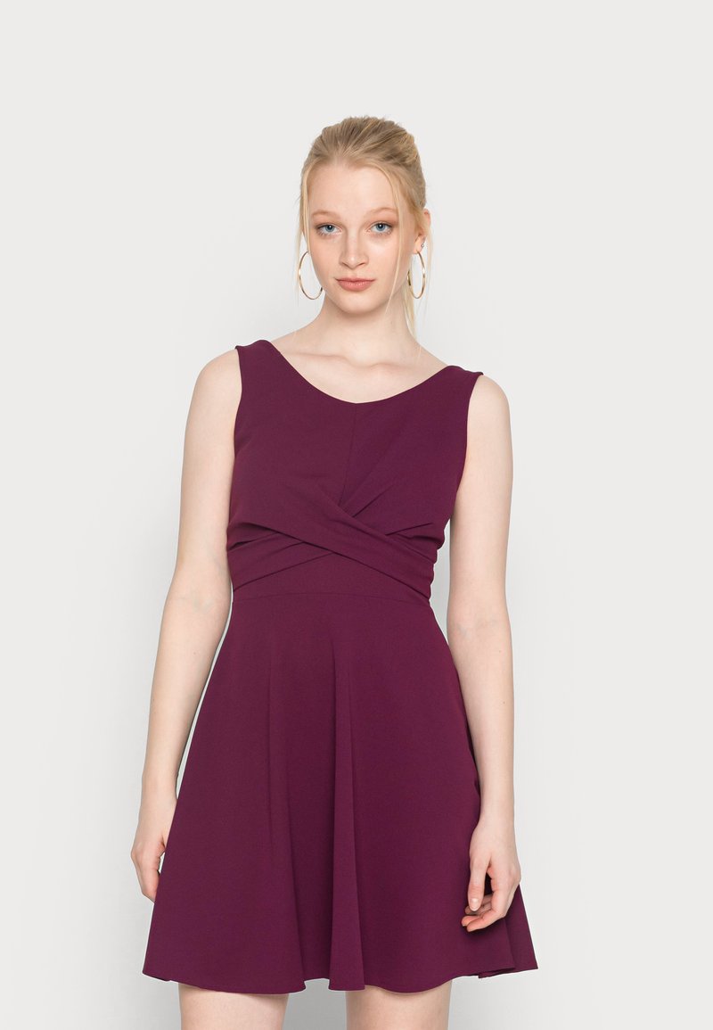 WAL G. JAQUELINE SKATER DRESS Jersey dress plum/dark purple Zalando.ie